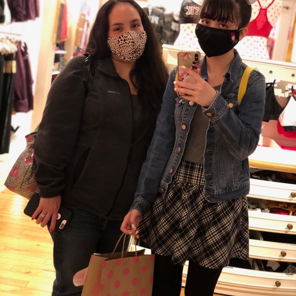 Meet your Posher, Melissa - Picture 10 of 16